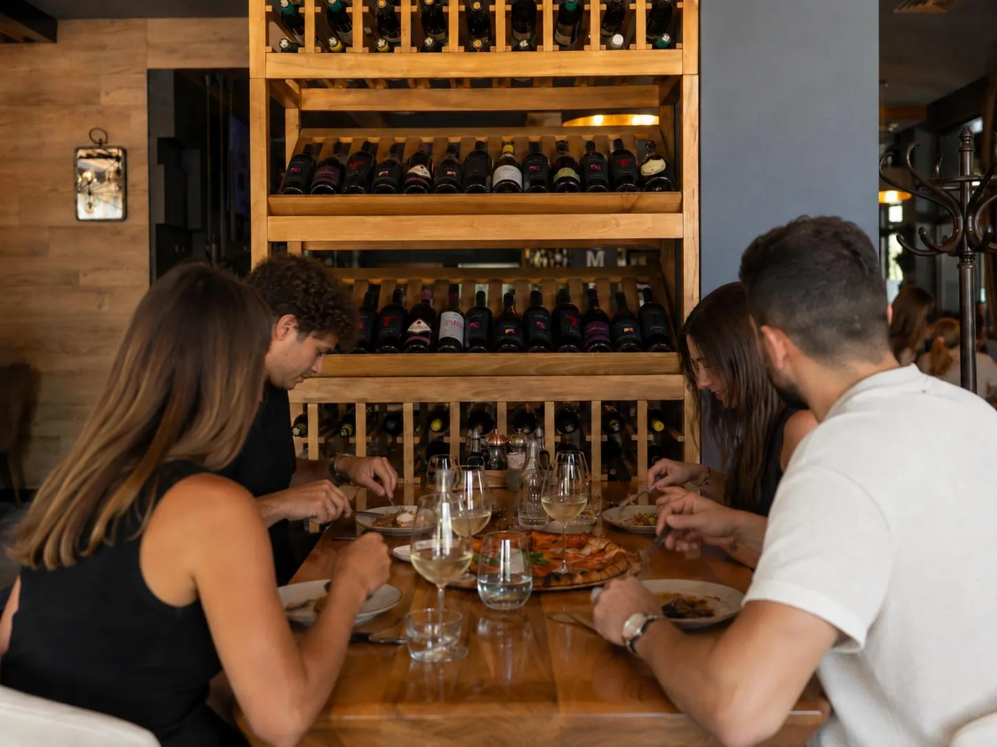 PRŠUTA I BURATA: Pica koja spaja italijanski karakter i novosadski ručak